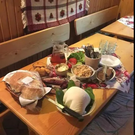 Galijanka Na Gubalowce B&B 코스실리스코