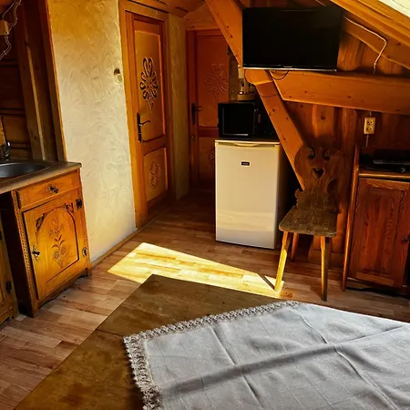 Galijanka Na Gubalowce B&B 코스실리스코