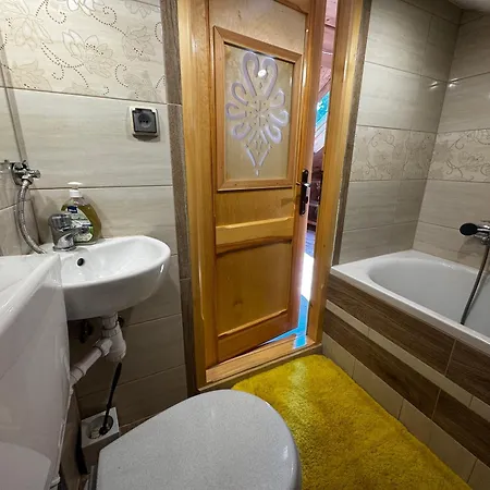 Galijanka Na Gubalowce B&B 코스실리스코